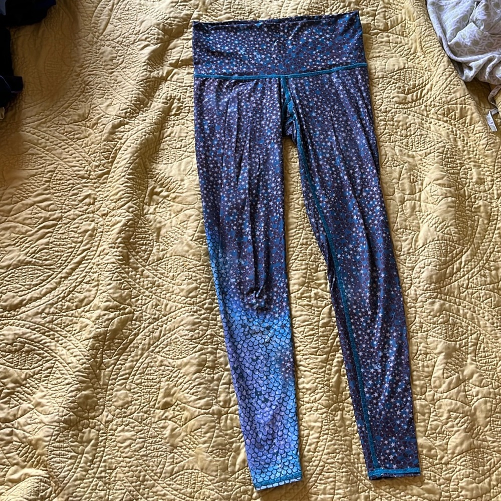 Teeki stars and moon yoga pants